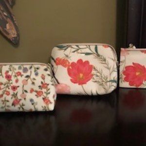 Stellar Condition Kate Spade Cameron Street Blossom Briley Case and Wristlet Set